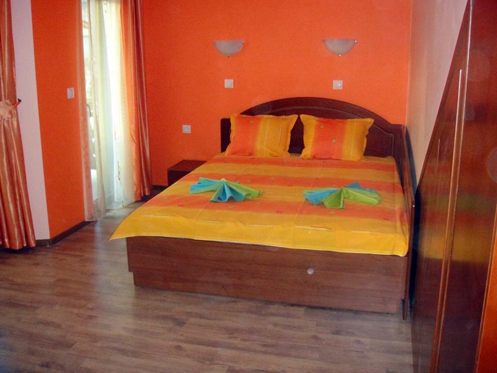 Guest House H Dzhogolanov โคปริฟชทิทซา ห้อง รูปภาพ