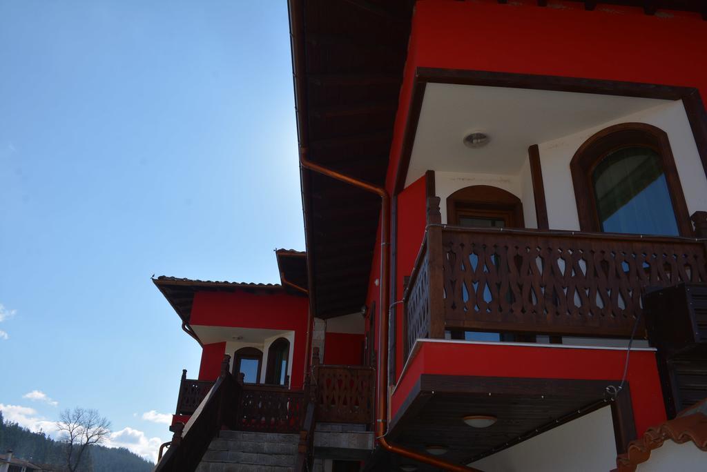 Guest House H Dzhogolanov โคปริฟชทิทซา ภายนอก รูปภาพ