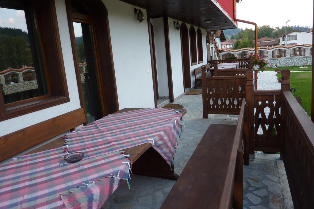 Guest House H Dzhogolanov โคปริฟชทิทซา ภายนอก รูปภาพ