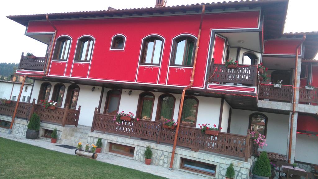 Guest House H Dzhogolanov โคปริฟชทิทซา ภายนอก รูปภาพ
