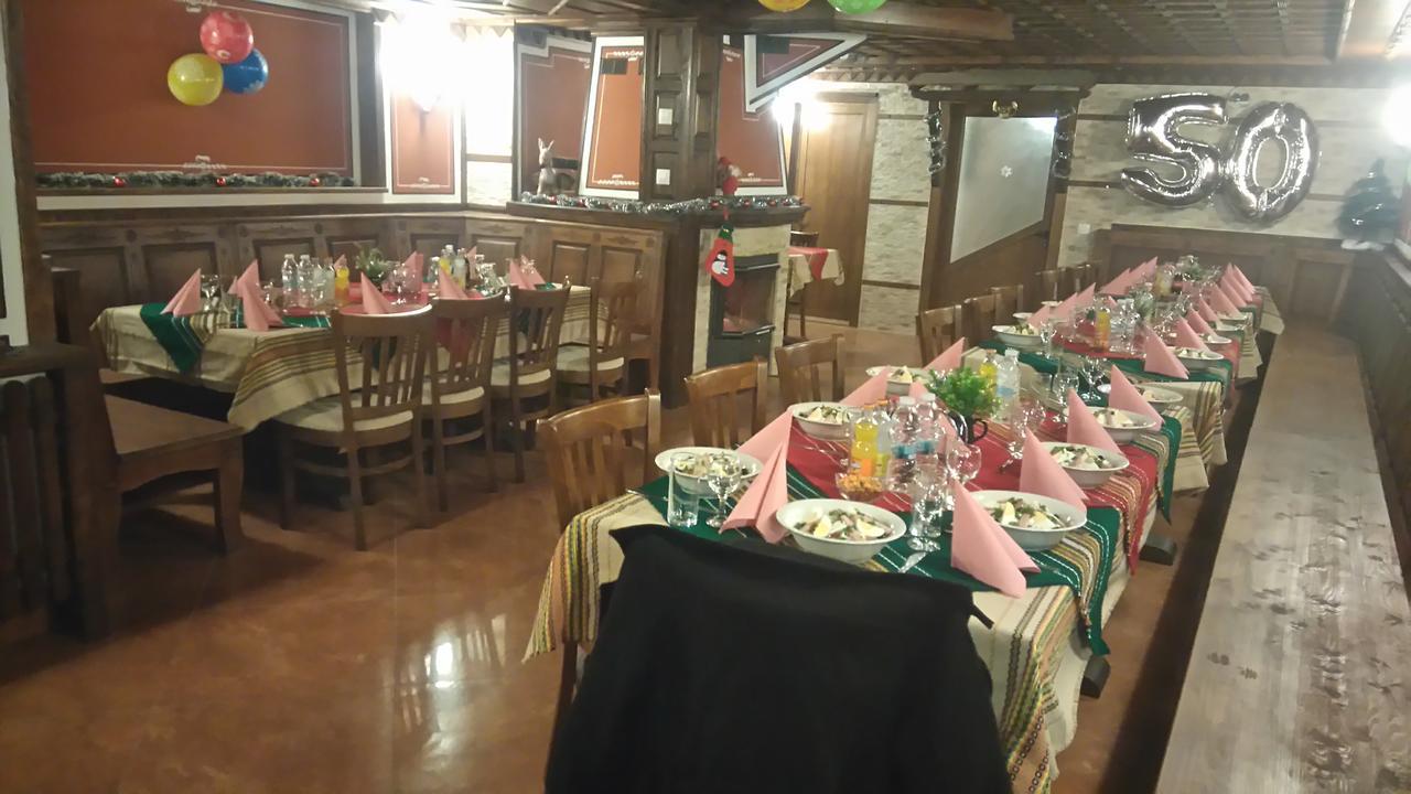 Guest House H Dzhogolanov โคปริฟชทิทซา ภายนอก รูปภาพ