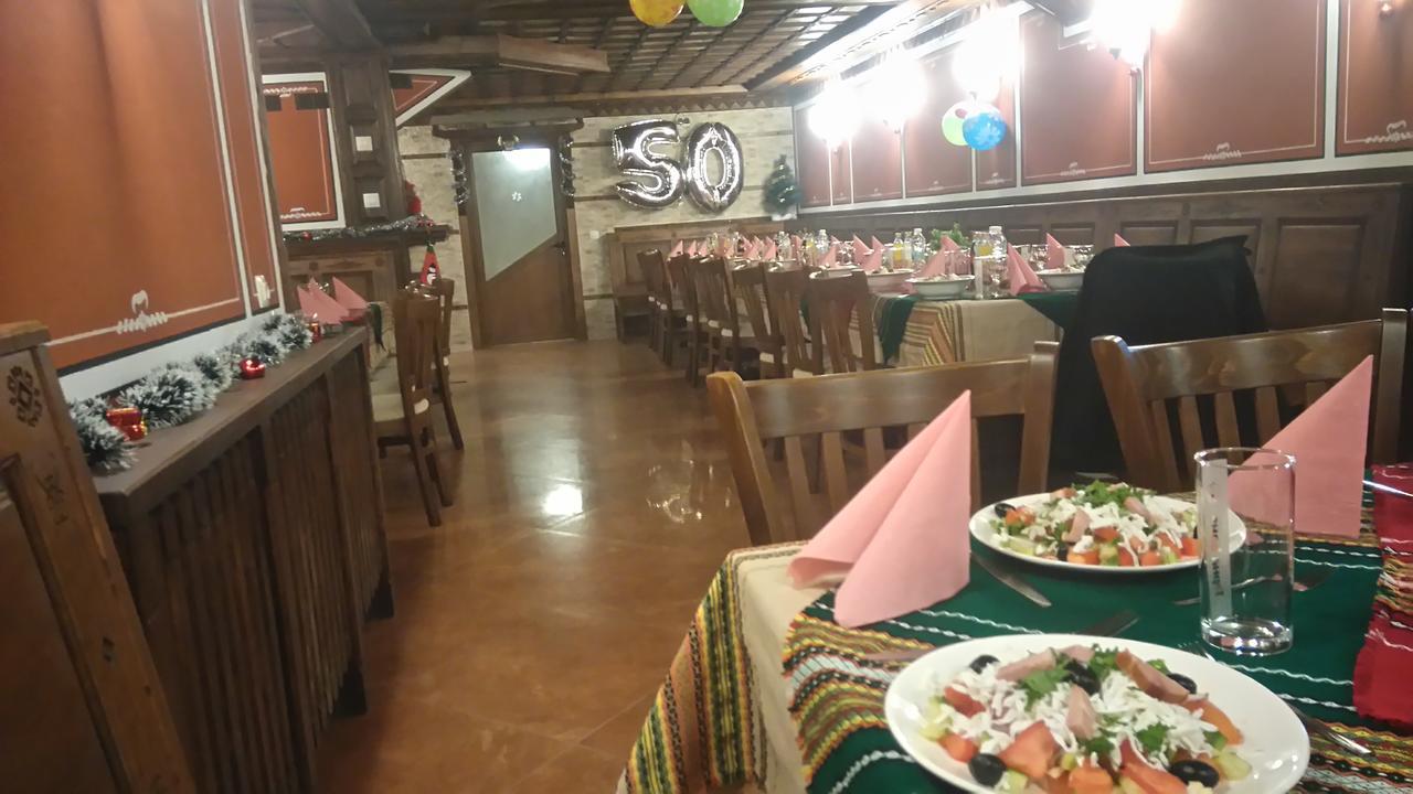 Guest House H Dzhogolanov โคปริฟชทิทซา ภายนอก รูปภาพ