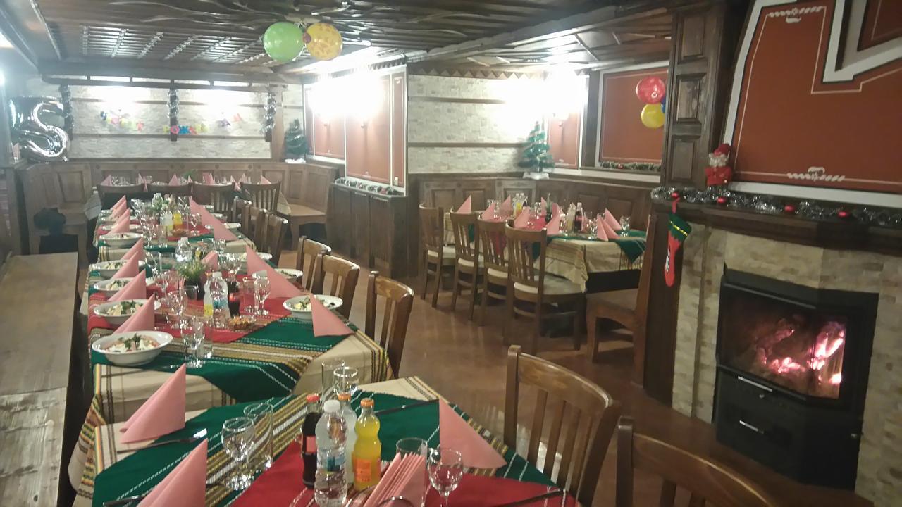 Guest House H Dzhogolanov โคปริฟชทิทซา ภายนอก รูปภาพ