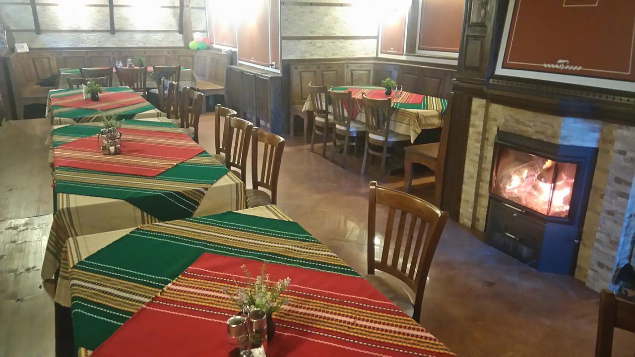 Guest House H Dzhogolanov โคปริฟชทิทซา ภายนอก รูปภาพ