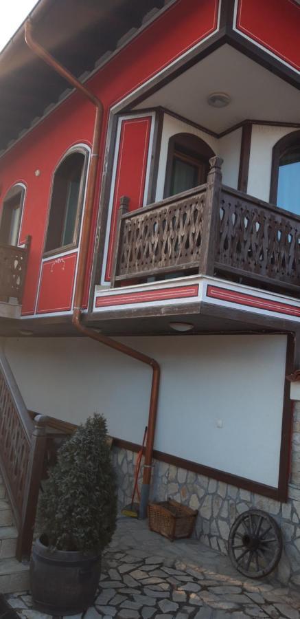 Guest House H Dzhogolanov โคปริฟชทิทซา ภายนอก รูปภาพ